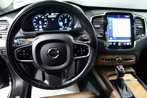 2018 Volvo XC90 T6 Inscription