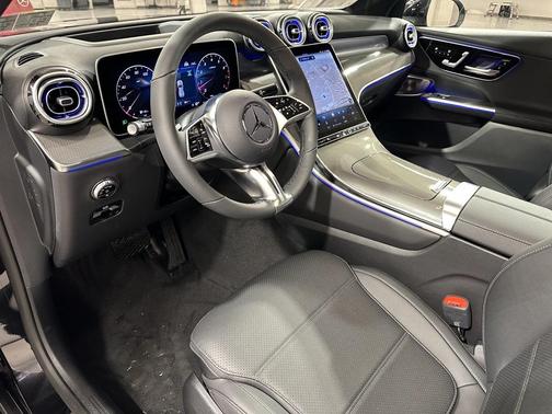 2026 Mercedes-Benz GLC 300 4MATIC