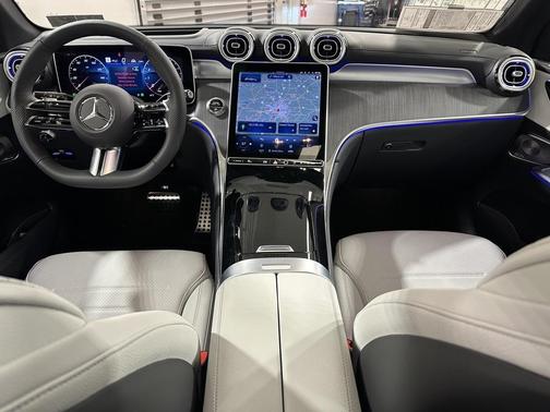 2026 Mercedes-Benz GLC 300 4MATIC
