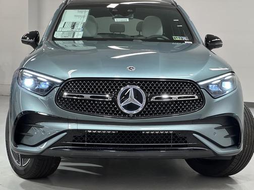 2026 Mercedes-Benz GLC 300 4MATIC