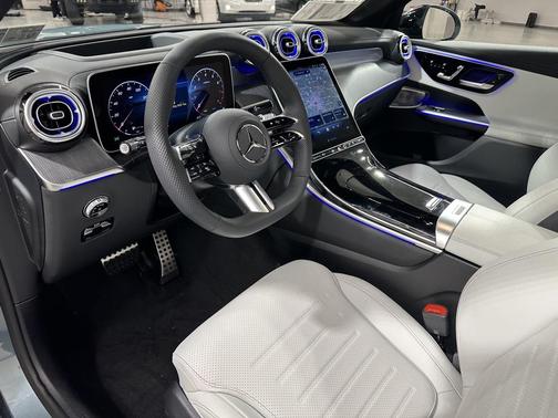 2026 Mercedes-Benz GLC 300 4MATIC