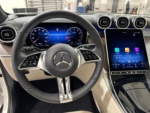 2026 Mercedes-Benz GLC 300 4MATIC