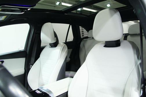 2023 Mercedes-Benz GLC 300 4MATIC