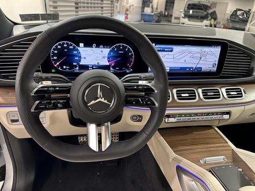 2026 Mercedes-Benz GLS 450 4MATIC