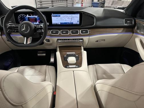 2026 Mercedes-Benz GLS 450 4MATIC