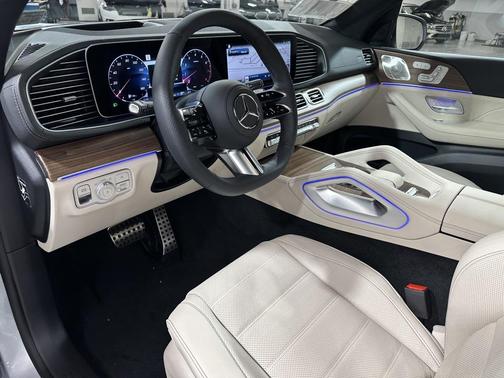 2026 Mercedes-Benz GLS 450 4MATIC