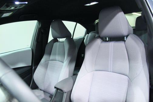 Celestite/Midnight Blk Me 2026 Toyota Corolla SE