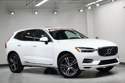 2021 Volvo XC60 Recharge Plug-In Hybrid T8 Inscription Expression