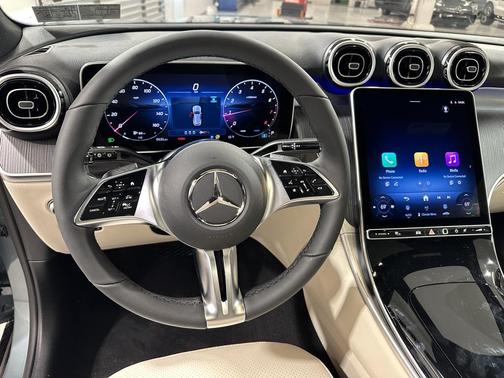 2026 Mercedes-Benz GLC 300 4MATIC