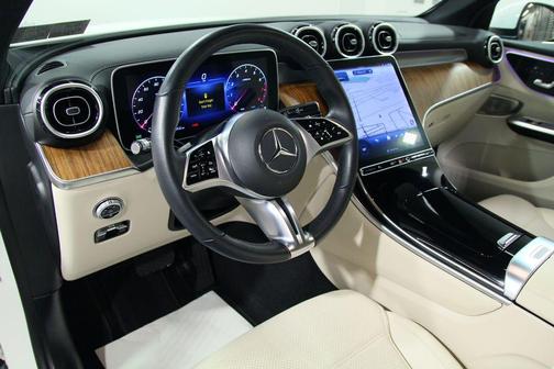 Polar White 2023 Mercedes-Benz GLC 300 4MATIC