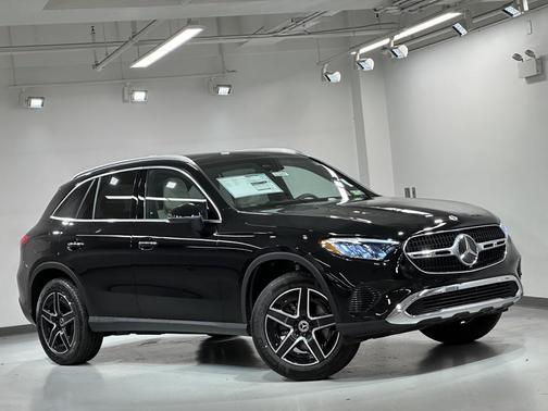 2026 Mercedes-Benz GLC 300 4MATIC