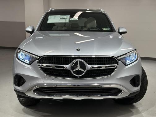 2026 Mercedes-Benz GLC 300 4MATIC