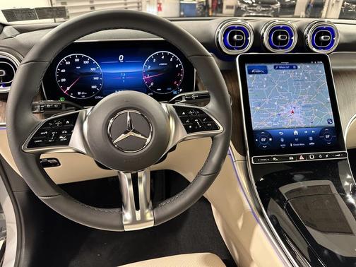 2026 Mercedes-Benz GLC 300 4MATIC