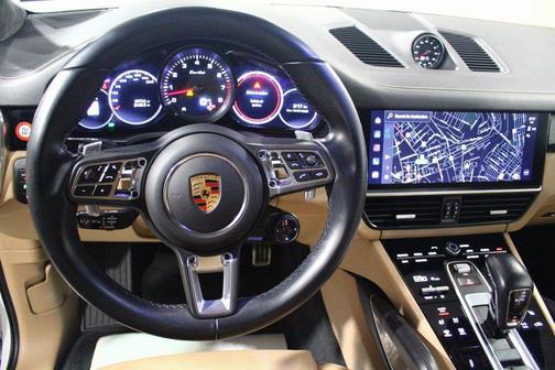 White 2022 Porsche Cayenne Turbo