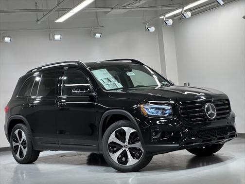 2025 Mercedes-Benz GLB 250 4MATIC