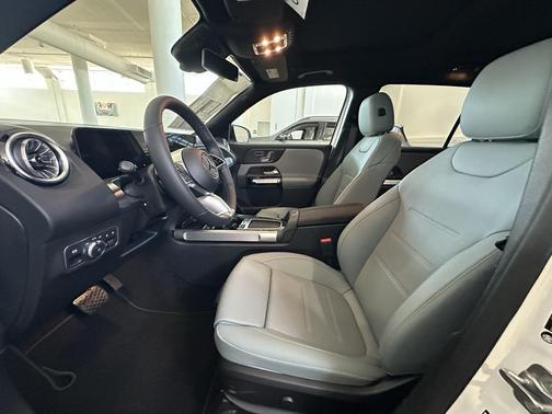 2026 Mercedes-Benz GLB 250 4MATIC