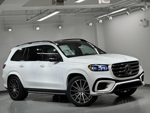 2025 Mercedes-Benz GLS 580 4MATIC