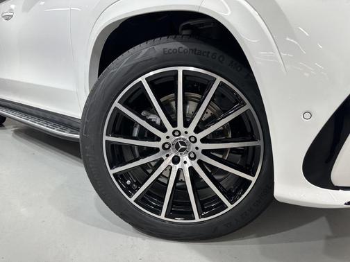 2025 Mercedes-Benz GLS 580 4MATIC
