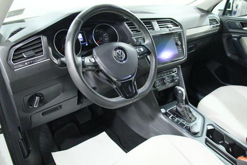Pure White 2021 Volkswagen Tiguan 2.0T SE 4MOTION
