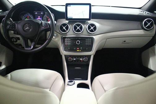 2015 Mercedes-Benz CLA-Class Base