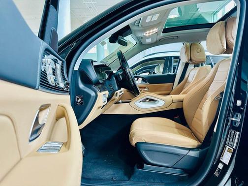 Obsidian Black 2026 Mercedes-Benz GLS 450 4MATIC