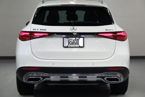 Polar White 2026 Mercedes-Benz GLC 300 4MATIC