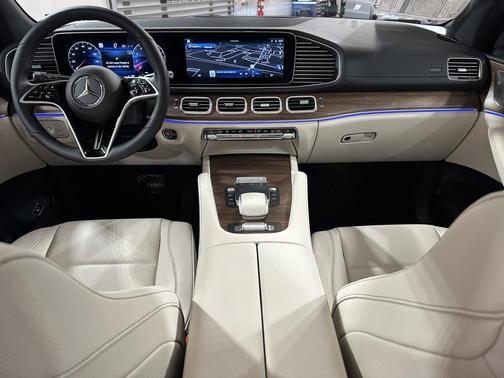 2026 Mercedes-Benz GLS 450 4MATIC