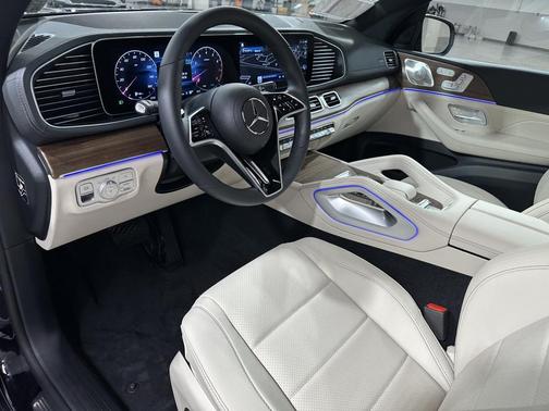 2026 Mercedes-Benz GLS 450 4MATIC