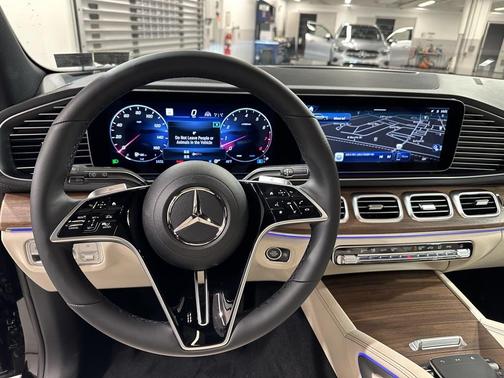 2026 Mercedes-Benz GLS 450 4MATIC