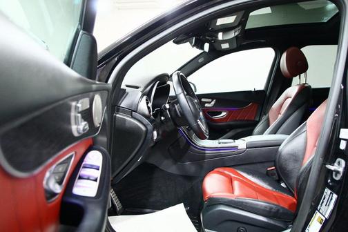 2021 Mercedes-Benz GLC 300 4MATIC