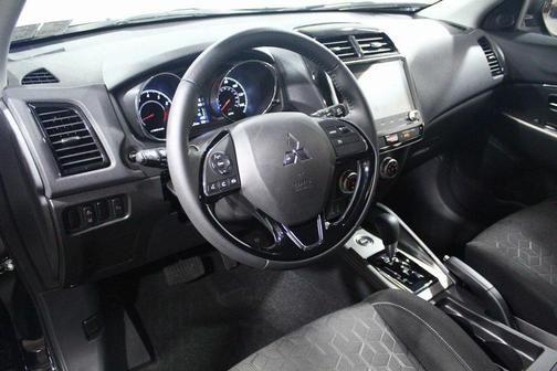 2020 Mitsubishi Outlander Sport SE