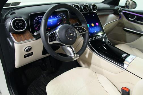 Polar White 2026 Mercedes-Benz GLC 300 4MATIC