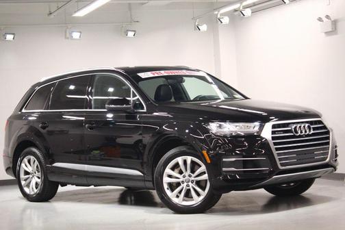 2019 Audi Q7 55 Premium Plus