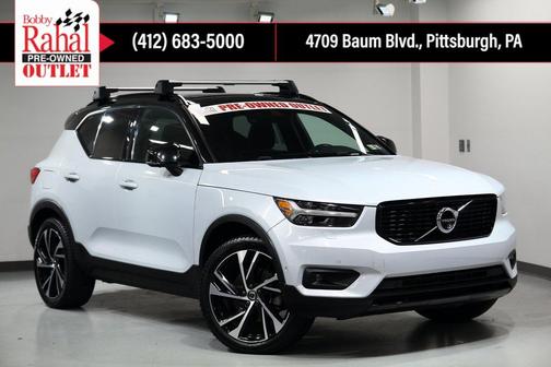 2021 Volvo XC40 T5 R-Design