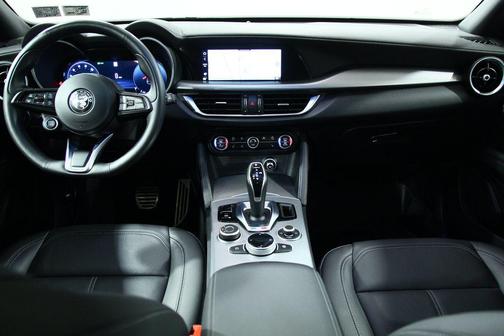 2024 Alfa Romeo Stelvio Ti