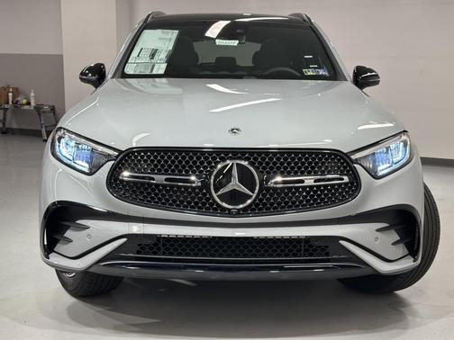 2026 Mercedes-Benz GLC 300 4MATIC
