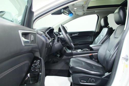 White Platinum Clearcoat Metallic 2015 Ford Edge Titanium