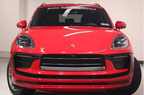 2022 Porsche Macan Base