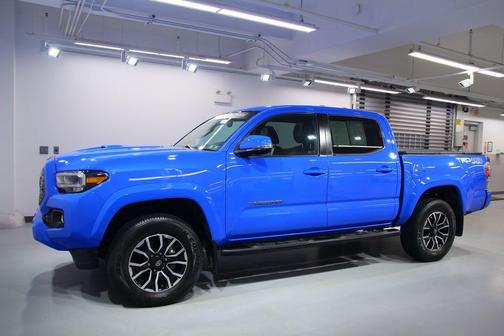 Voodoo Blue 2020 Toyota Tacoma TRD Sport