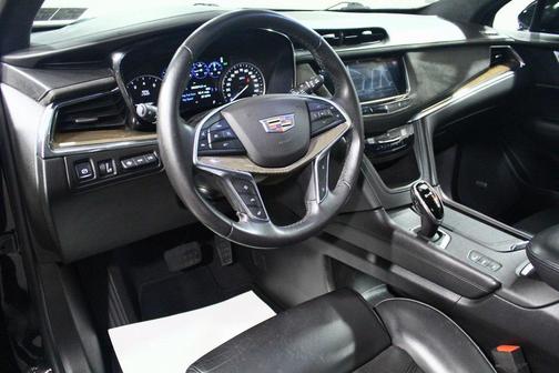 2017 Cadillac XT5 Platinum