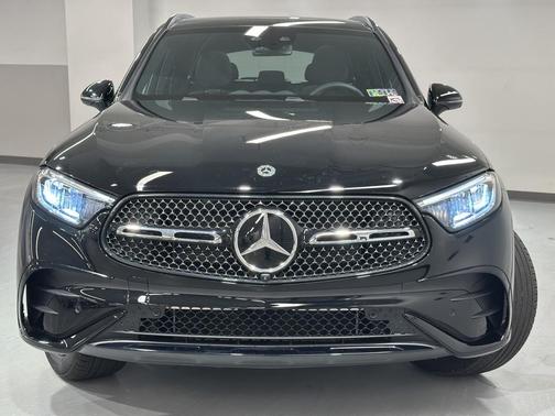 2026 Mercedes-Benz GLC 300 4MATIC