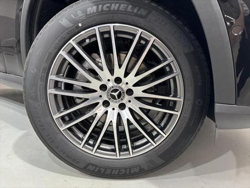 2025 Mercedes-Benz GLC 300 4MATIC Coupe