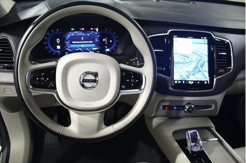 2025 Volvo XC90 B6 Ultra