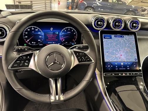 2026 Mercedes-Benz GLC 300 4MATIC