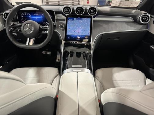 2026 Mercedes-Benz GLC 350e Base