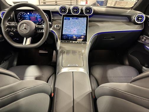 2026 Mercedes-Benz GLC 300 4MATIC