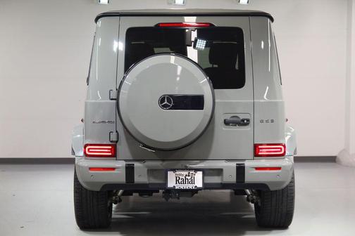MANUFAKTUR Arabian Gray 2025 Mercedes-Benz AMG G 63 G 63 AMG