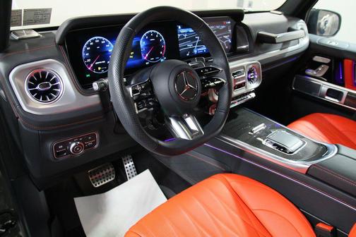 MANUFAKTUR Arabian Gray 2025 Mercedes-Benz AMG G 63 G 63 AMG