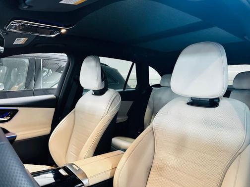 Black 2026 Mercedes-Benz GLC 300 4MATIC