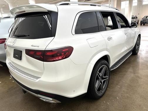 2025 Mercedes-Benz GLS 450 4MATIC